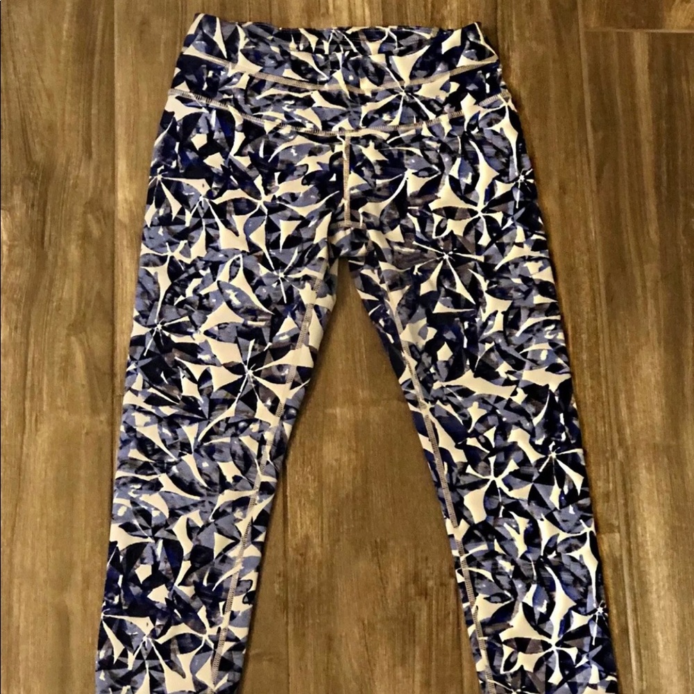 Athleta Capri XS